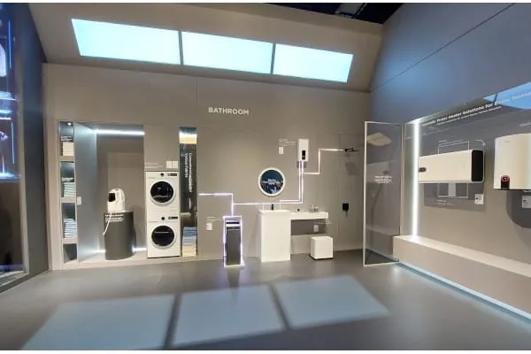 Eine zunehmend vernetzte Technik über Gewerkegrenzen hinweg macht Smarthomes möglich.