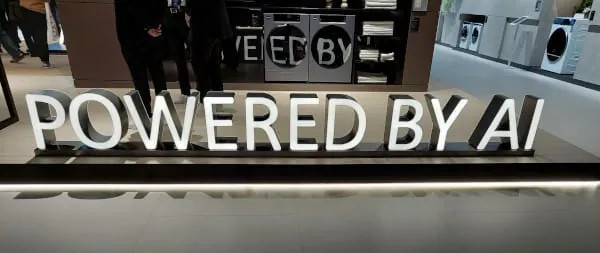 Anwendungen mit Künstlicher Intelligenz (KI), im Englischen Artificial Intelligenz (AI) genannt, spielten auf der IFA eine wesentliche Rolle.