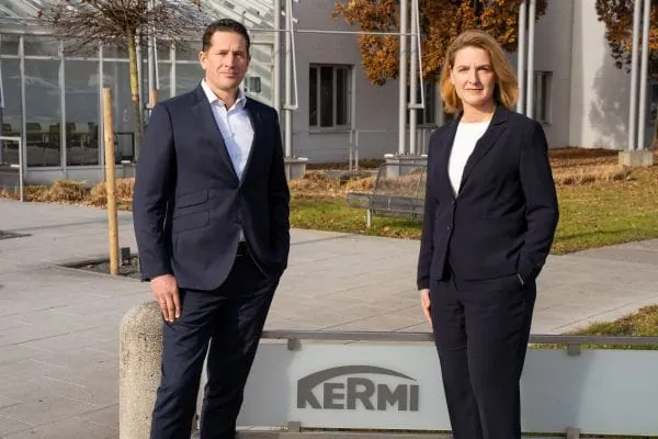 Die neue Geschäftsführung der Kermi GmbH: Kerstin Sticht (rechts) und Jan Kujaw (links).