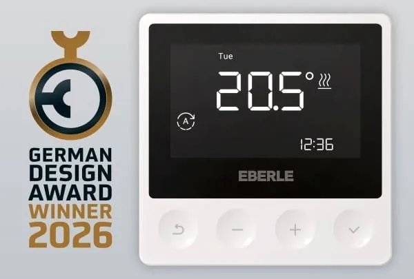 Grafik mit Logo German Design Aeard 2026 und daneben Frontansicht die digitale Anzeige des Aufputz-Temperaturregler ATR