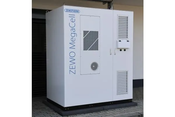 Gro&szlig;batteriespeicher