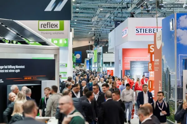 Insbesondere die Halle 3 war auf der SHK+E Essen 2026 sehr gut besucht.
