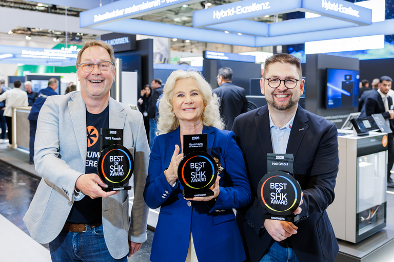 Die Gewinner des „Best of SHK Award 2026 für das Handwerk“ sind die Unternehmen Rausch, Nessmann und Holl (v. l.): Markus Rausch (WPS Rausch), Gabriela Nessmann (Nessmann bad & heizung GmbH) und Matthias Holl (Holl GmbH).