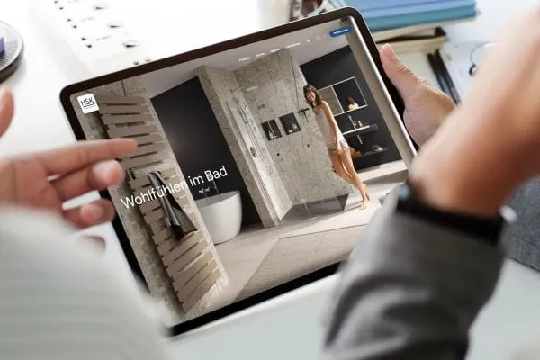Frisches Design und clevere Funktionen: die Duschplatzprofis von HSK Duschkabinenbau pr&auml;sentieren ihre Produktvielfalt auf einer rundum erneuerten Website.