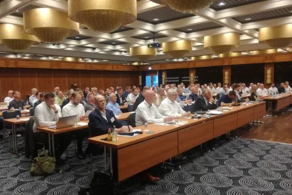 Wie beim Supermarkt-Symposium 2025 werden auch in diesem Jahr in Darmstadt viele Entscheider aus der K&auml;lte-branche und dem Lebensmittel-Einzelhandel erwartet.