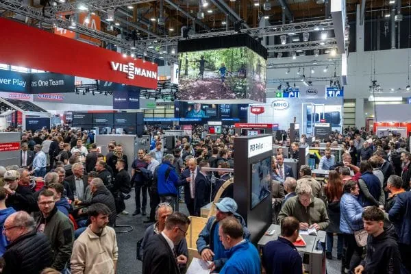 Die Aussteller pr&auml;sentierten die gesamte Bandbreite des SHK-Marktes &ndash; von Heizsystemen &uuml;ber erneuerbare Energien bis hin zu modernen Badl&ouml;sungen.