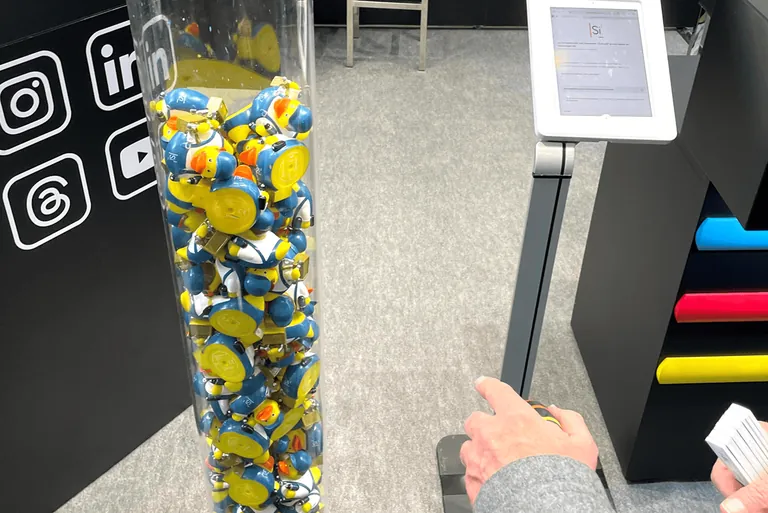 Das Enten-Gewinnspiel der Si - Das Fachmedium für SHK-Unternehmer auf der IFH/Intherm 2026 war heiß begehrt.