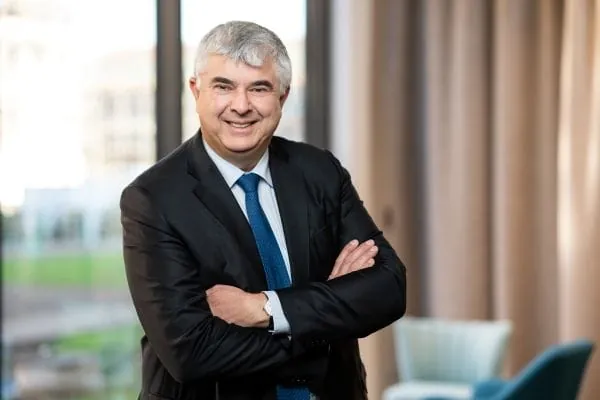Dr. Markus Warncke ist weiterhin für Finanzen zuständig.