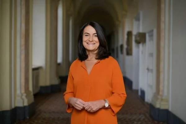 Gabi Schupp, Vorstandsvorsitzende des Villeroy & Boch Konzerns, scheidet Ende Mai aus dem Konzern aus.