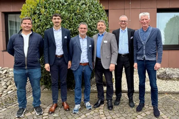 Die Referenten der Tagung: Stephan Ernst (Drees & Sommer), Marvin Jankovic (Walter Roller), Thilo Roller (Bitzer), J&ouml;rg Saar (Danfoss), Roger Stockmann (T&Uuml;V Hessen), Christoph Brauneis (LIK/VDKF) (v. l.),