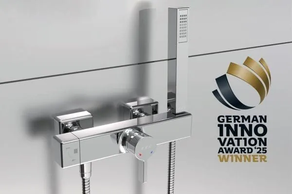 German Innovation Award für „Life“-Wannenarmatur: Modernes Design mit durchdachter Funktionalität, die z. B. ein Verdrehen oder Verknoten des Brauseschlauchs verhindert.