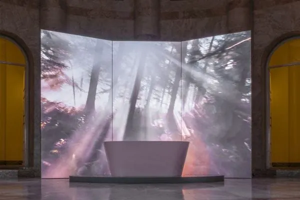 Mailand, Fuorisalone 2026: Installation „Bubbles of Time“ im Palazzo Crespi.