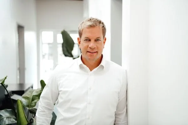 Patrick Peters erg&auml;nzt seit dem 01. M&auml;rz 2026 Nicolo Freyberg als Co-CEO und st&auml;rkt als erfahrener Unternehmer insbesondere die operative Ausrichtung der bluu unit.