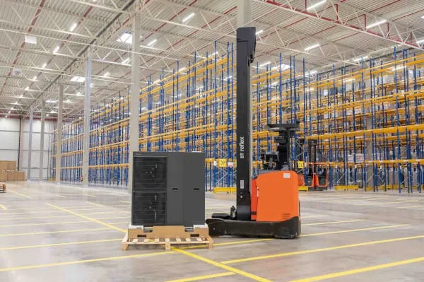Panasonic eröffnet Logistikdrehscheibe in Ladbergen