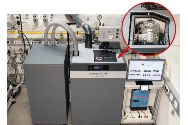 Versuchs- und Demonstrationsanlage mit Pelletskessel und integriertem Mikro-BHKW mit Stirlingmotor.