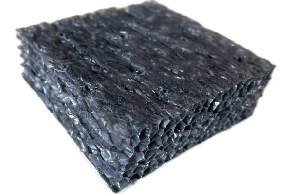 Geeignet für Feucht- und Nassräume: Neben optimalen akustischen Eigenschaften überzeugt Hanno-PE-25-N-FR vor allem mit sehr guter Hydrolysebeständigkeit.