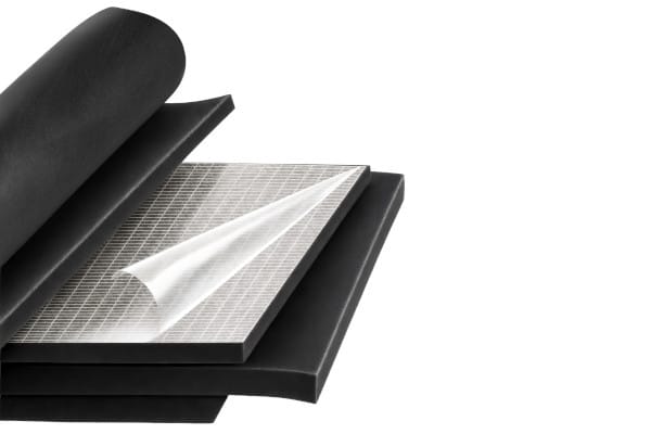 Hanno-Zellgummis finden aufgrund sehr guter Körperschallabsorption in zahlreichen Geräten und Apparaten Anwendung – hier Hanno-ZG-EPDM-SC-110.
