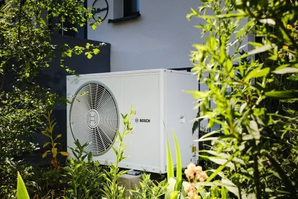 Erschwingliche Wärmepumpe für Neubau und Bestand