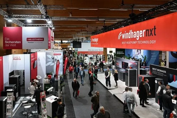 Die Neuausrichtung ist eine Weiterentwicklung der etablierten Energiesparmesse. Im Mittelpunkt stehen weiterhin erneuerbare Energien, moderne Haus- und Gebäudetechnik sowie die Bereiche Bauen und Sanieren.