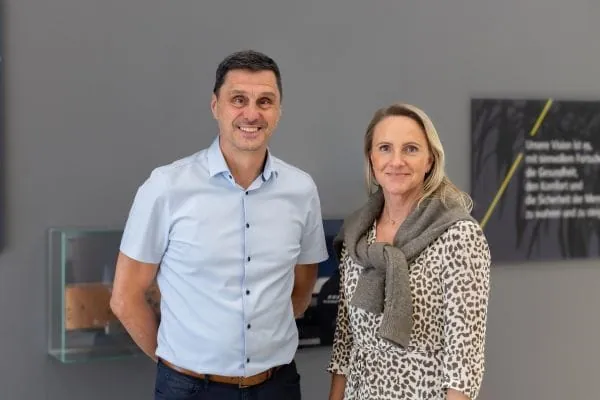 Staffelübergabe im Marketing bei Kemper: Martina Heiland hat zum 1. September 2026 die Marketingleitung von Stefan Pohl übernommen.