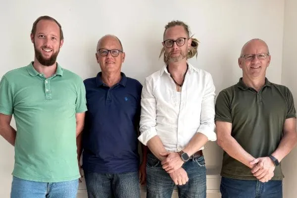 Das Team von TMZ – Technik mit Zukunft (v. l.): Benjamin Schroeder (Geschäftsführer), Jochen Schroeder (Vertriebsinnendienst), Ramon Krieter (Vertriebsaußendienst) und Stephan Heß (Vertriebsaußendienst).