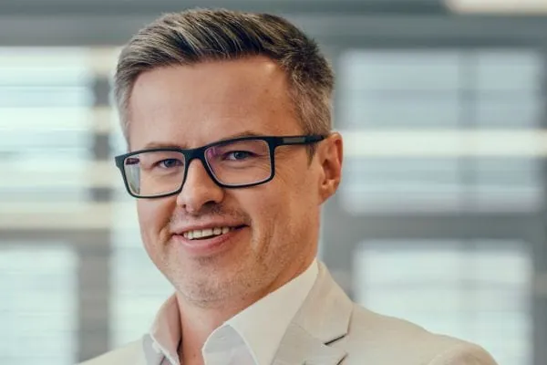 Dr.-Ing. Valerius Venzik wird zweiter eschäftsführer des ILK Dresden.